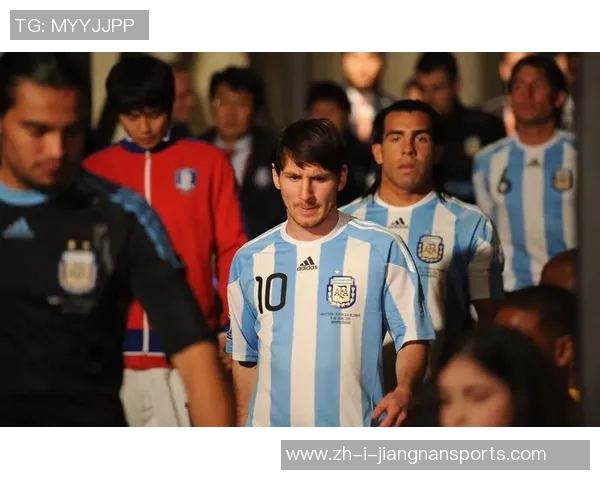 精彩足球盛宴 汇聚世界球星精英横屏壁纸 让你感受绿茵风采 精彩足球盛宴 汇聚世界球星精英横屏壁纸 让你感受绿茵风采